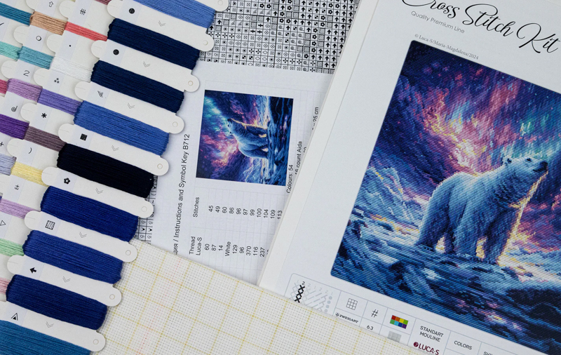 ls-b712_1 Borduurpakket The Northern Lights - Luca-S