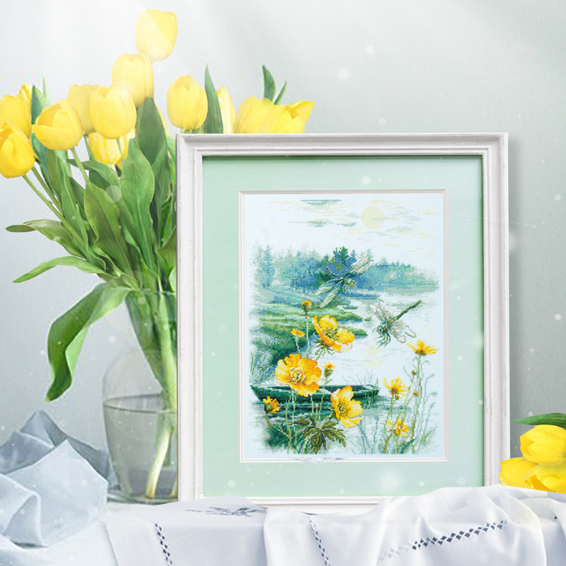 ci-250-070_1 Borduurpakket Foggy Morning - Magic Needle