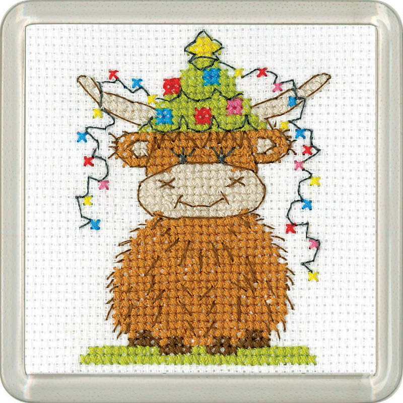 hc-1836a Borduurpakket Highland Coaster - Christmas Lights - Heritage Crafts